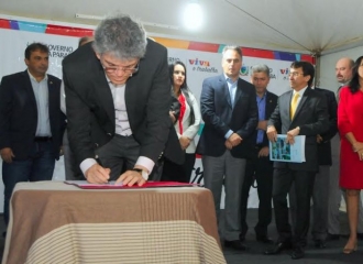 Governador assinou protocolo de intenções para instalação de Terminal de Múltiplos Usos em Cabedelo