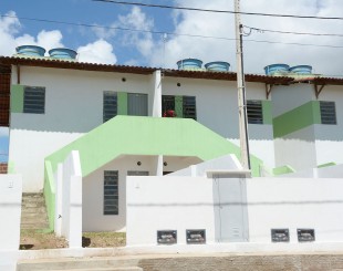 Residencial Maria de Nazaré: Prefeito Cartaxo entrega 44 moradias para famílias que viviam em áreas de risco