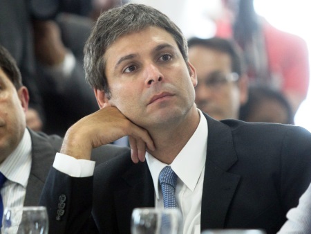 BOMBA: Polícia Federal revela que senador paraibano recebeu propina de R$ 10 milhões