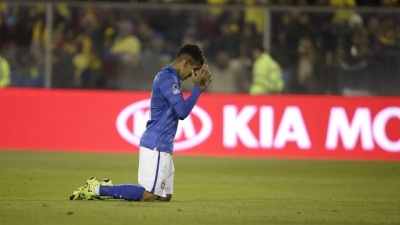 Seleção Brasileira perde para a Colômbia por 1 a 0 e Neymar é expulso