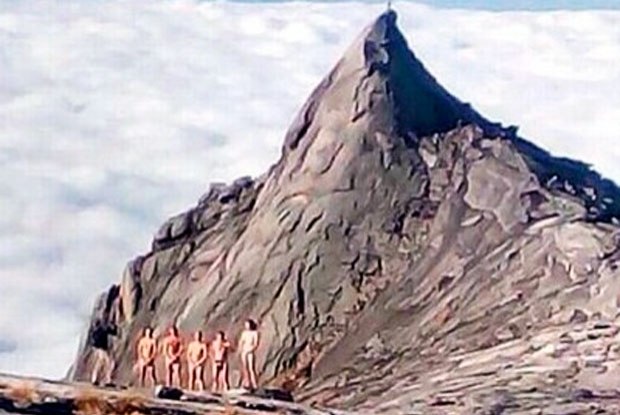 POLÊMICA: Após posarem nus, turistas que ‘provocaram terremoto’ são presos