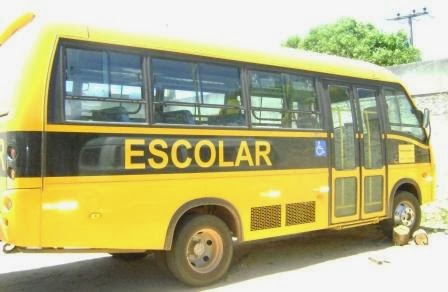 Dezoito ônibus escolares atendem professores e alunos da zona rural de Santa Rita