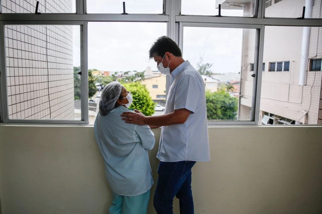 Ruy reforça compromisso com financiamento do Piso da Enfermagem e não vai admitir abusos contra profissionais