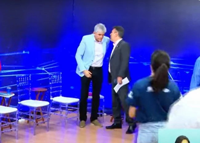 Intimidade de Pastor Sérgio com Ricardo Coutinho foi a surpresa do debate