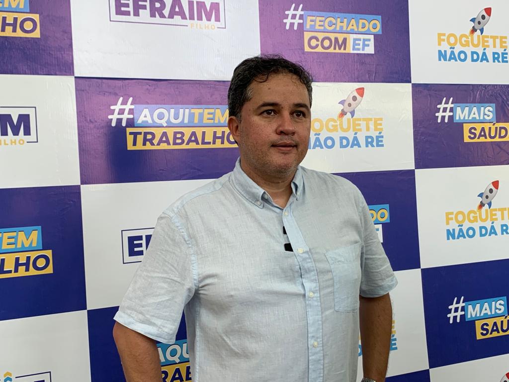 Efraim Filho anuncia adesões de Felipe Leitão e Môfi à sua candidatura ao Senado