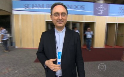 Arcebispo de Brasília é eleito presidente da CNBB