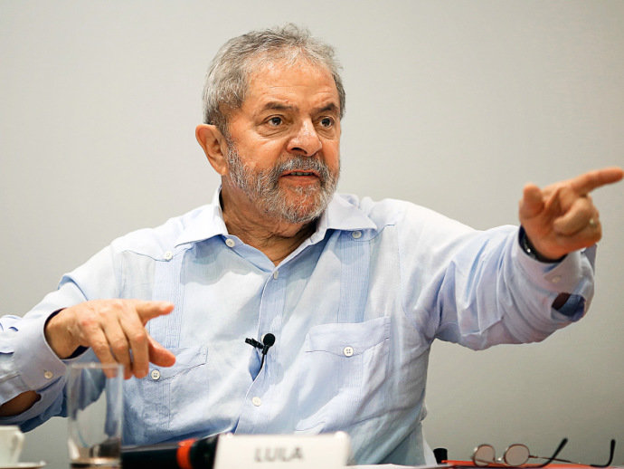 Lula diz que manifestantes ainda vão se ‘ajoelhar aos pés de Dilma’