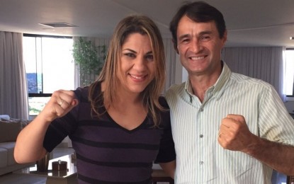 Prefeitura de CG garante apoio a lutadora Bethe Pitbull para luta contra campeã do UFC