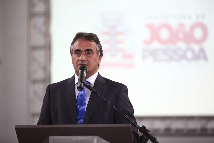 Luciano Cartaxo anuncia reajuste de 3% para os servidores municipais