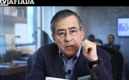 VEJA VÍDEO– PAULO ROBERTO AMORIM: “Roberto Marinho disse que não queria preto nem desdentado no Jornal Nacional”