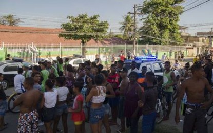 Professor pode ter sido assassinado por engano dentro de escola em Campina Grande