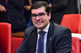 Vereador do DEM poderá disputar a PMJP pelo PSDB