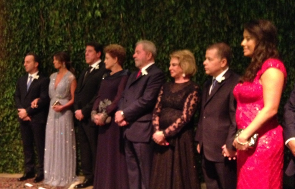 O casamento que reuniu Dilma, Lula, Alckmin, Haddad, Serra e Maluf em São Paulo