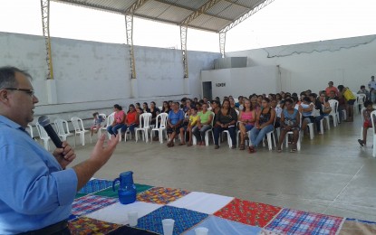 Em Matinhas: Rômulo participa da assinatura de ordem de serviço e homenagem as mães