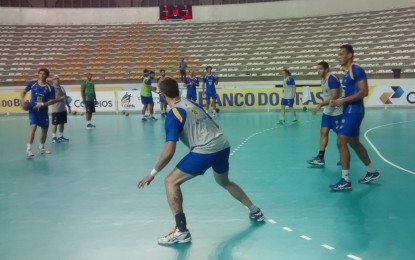 Seleção Brasileira de Handebol faz primeiro treino no Ronaldão
