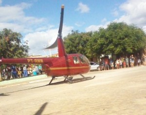 Em meio a ‘calamidade pública’ prefeito de Santa Rita aluga helicóptero para fazer campanha política e vídeo vaza nas redes sociais