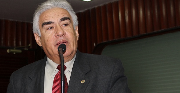 Ex-deputado Vituriano de Abreu vai se filiar ao PMDB e deve disputar a prefeitura de Cajazeiras