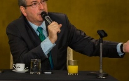 Cunha oficializa rompimento com o governo da presidente Dilma Rousseff e vai lutar’ para que o PMDB faça o mesmo