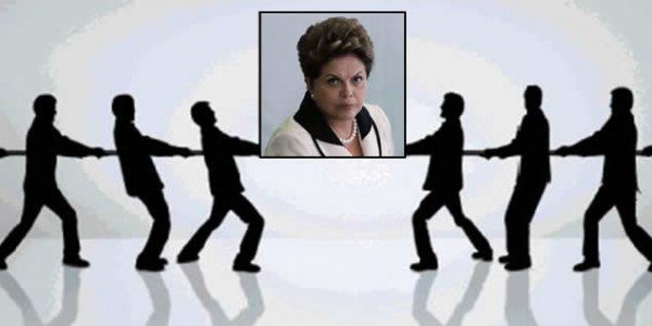 Segundo jornal, impeachment de Dilma já conta com placar entre deputados: Entre 348 e 353