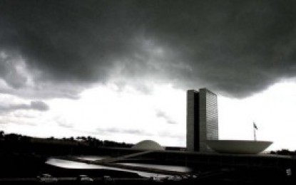 Mais nuvens negras sobre Brasília…..SENADO, CÂMARA E TCU NO FURACÃO !!!