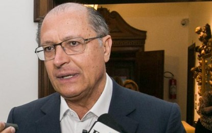 ALCKMIN OFERECE R$ 50 MIL POR PISTAS DOS ASSASSINOS DA CHACINA