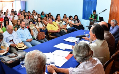 Prefeito Cartaxo participa de solenidade na Academia Paraibana de Letras