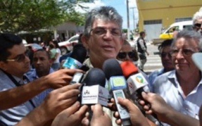 Em Guarabira Ricardo diz que não coliga com o PMDB por que Raniery é oposição ao seu governo