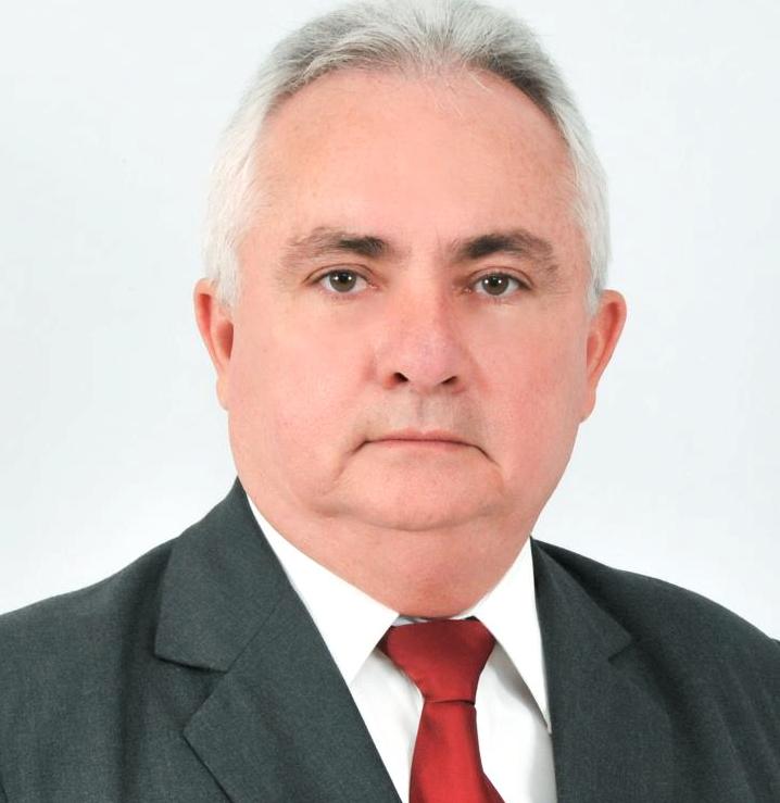José Ricardo Porto apresenta projeto de honraria a subprocurador da República