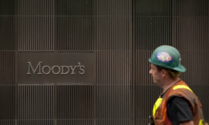 Moody’s rebaixa nota do Brasil, mas deixa perspectiva estável