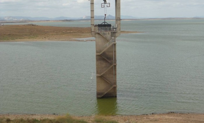 Seca deixa barragens do Nordeste em níveis críticos: Campina Grande em racionamento