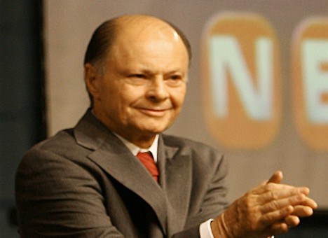 Gays também são bem-vindos à Universal, diz bispo Macedo