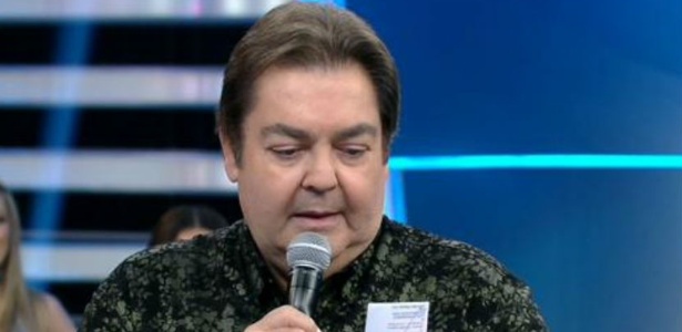 Sem papas na língua, Faustão alfineta presidente do Grupo Globo