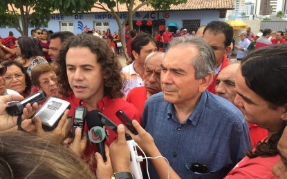 Veneziano aceita indicação dos partidos e anuncia que será o candidato das oposições à Prefeitura de Campina Grande em 2016