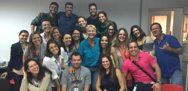 Contemplados com dinheiro no programa da Xuxa reclamam falta de pagamento