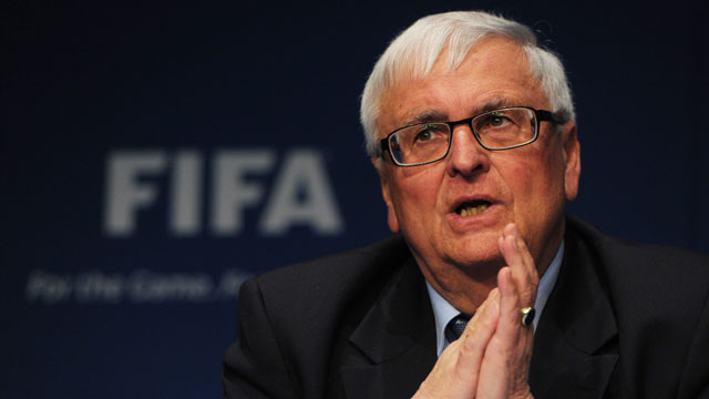 Ex-presidente da Federação Alemã de Futebol confirma caixa 2 para Copa de 2006