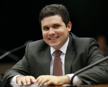 Hugo Motta vai se reunir com bancadas do Sul para angariar votos