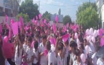 Caminhada rosa pela vida é realizada com grande êxito e recebe aplausos da população de Pombal