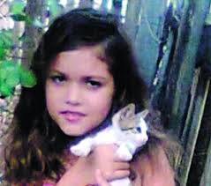 UM CRIME REVOLTANTE: Menina de 11 anos é encontrada morta em matagal com corpo carbonizado