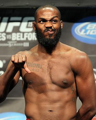 Lutador Jon Jones desabafa: “Vitor Belfort estava usando esteroides quando o enfrentei”