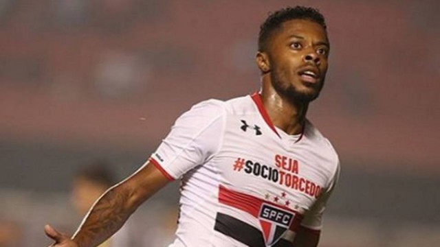 JOGADOR DO SÃO PAULO VÍTIMA DE RACISMO: Michel Bastos vai tomar medidas contra ataque racista na web e avisa: ‘Jamais irei me calar’