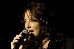 Ana Carolina se apresenta no Teatro Pedra do Reino em janeiro
