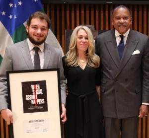 Brasileiro é vencedor de campanha contra o abuso sexual em NY