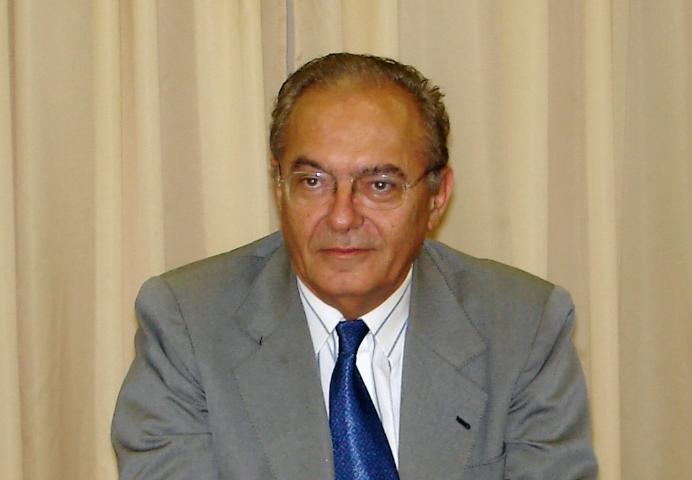Pedro Cunha Lima oficializa licença e Marcondes Gadelha assume vaga na Câmara Federal