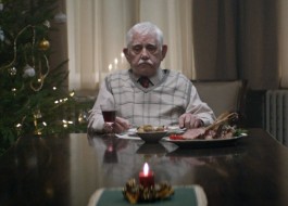 VEJA VÍDEO- VENHA CHORAR: A internet chora; comercial de mercado alemão emociona e viraliza na web / SOLIDÃO