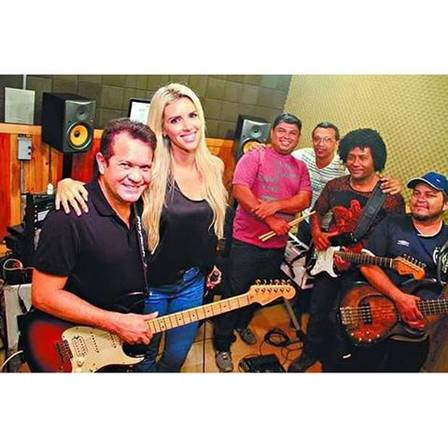 Justiça proíbe Ximbinha de incorporar nome Calypso em nova formação de banda