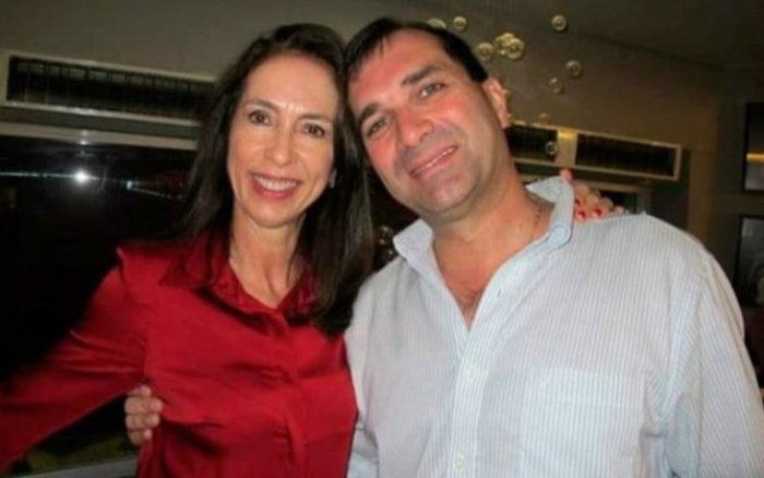 Casal cai de varanda após fazer selfie