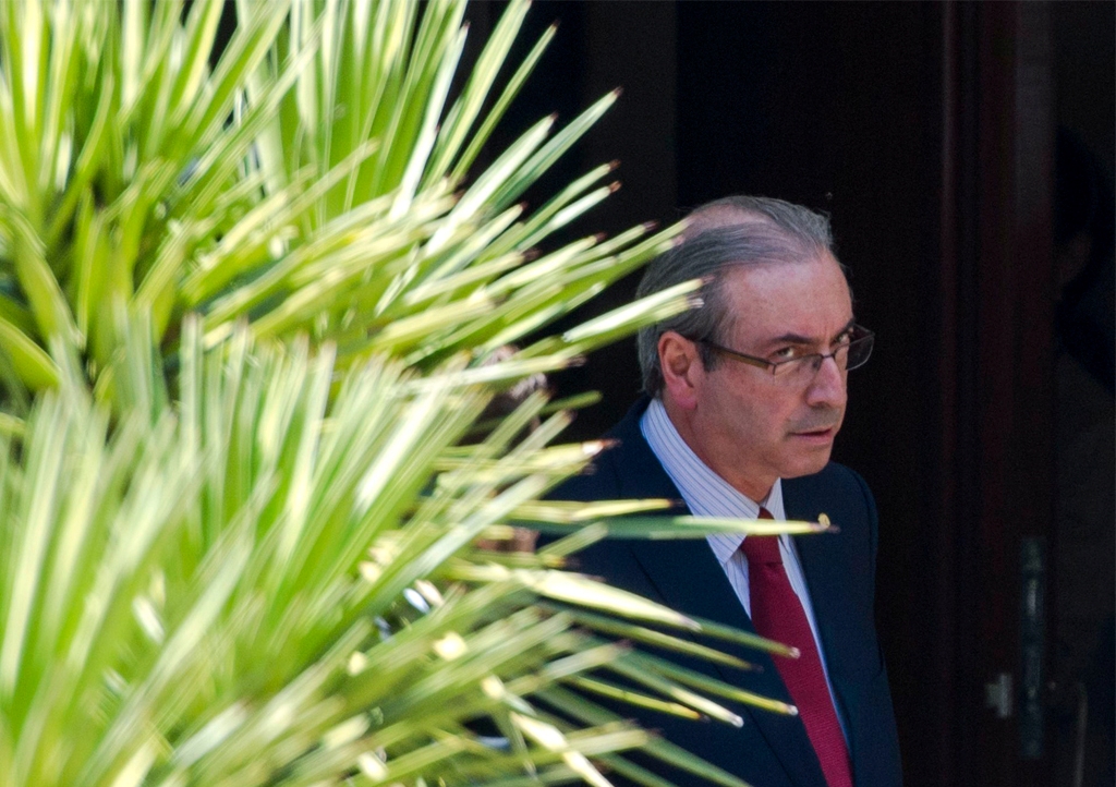 STF dá 10 dias para Cunha se defender de pedido de afastamento