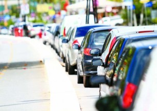 Estacionamento irregular gera mais de 50 autuações na capital