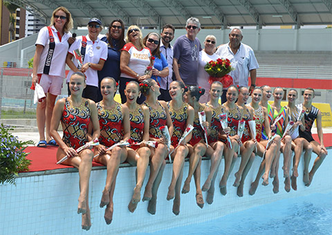 Ricardo Coutinho prestigia apresentação de seleção russa de nado sincronizado, na Vila Olímpica Parahyba