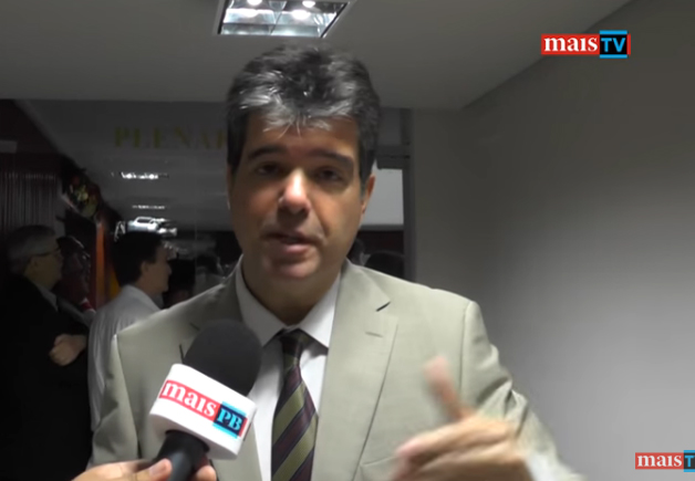 Ruy diz que RC copia Dilma ao reajustar água na PB